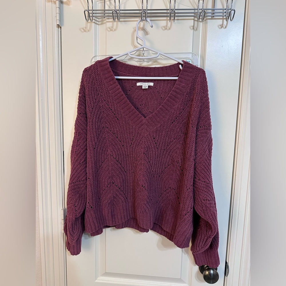 Women's Burgundy a American Eagle Sweater